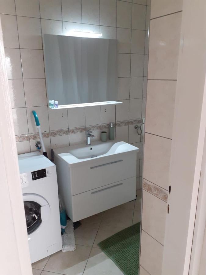 Apartments Vinea Baška Voda المظهر الخارجي الصورة