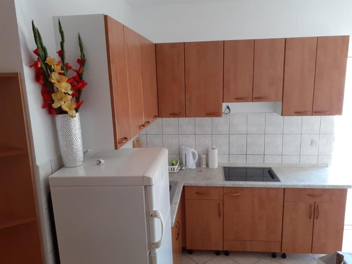 Apartments Vinea Baška Voda المظهر الخارجي الصورة